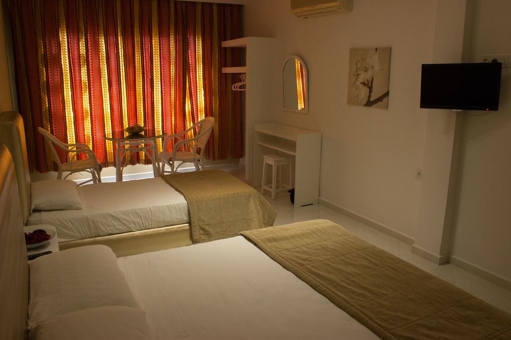 Azayla Hotel Asilah Exterior foto