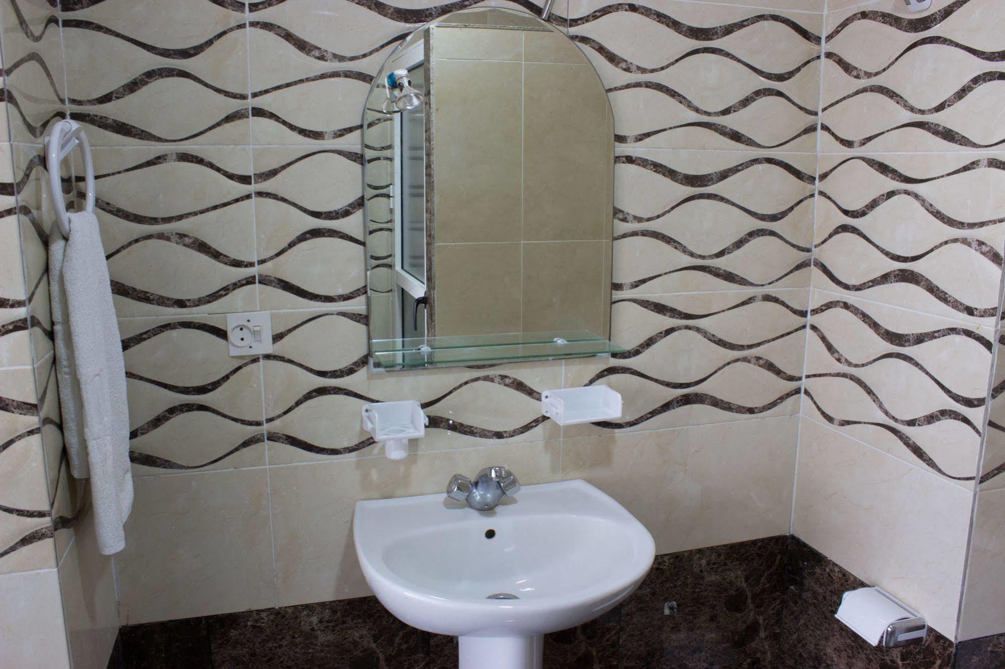 Azayla Hotel Asilah Exterior foto