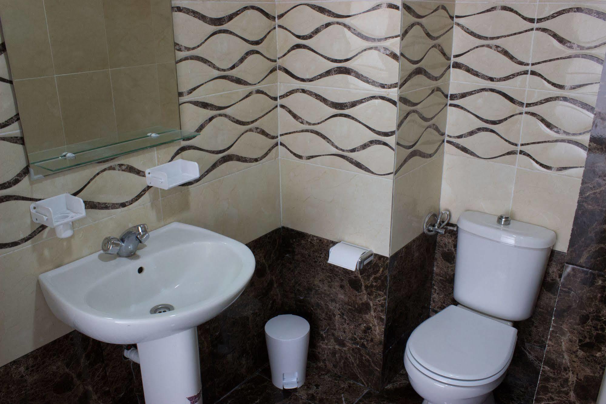 Azayla Hotel Asilah Exterior foto
